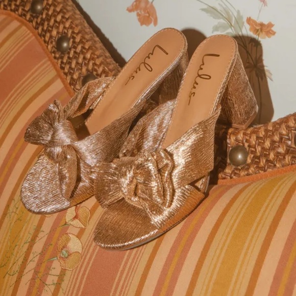 Dorothea Rose Gold Knotted High Heel Sandals. NWT/Never Worn. SIZE 8 - Picture 4 of 12